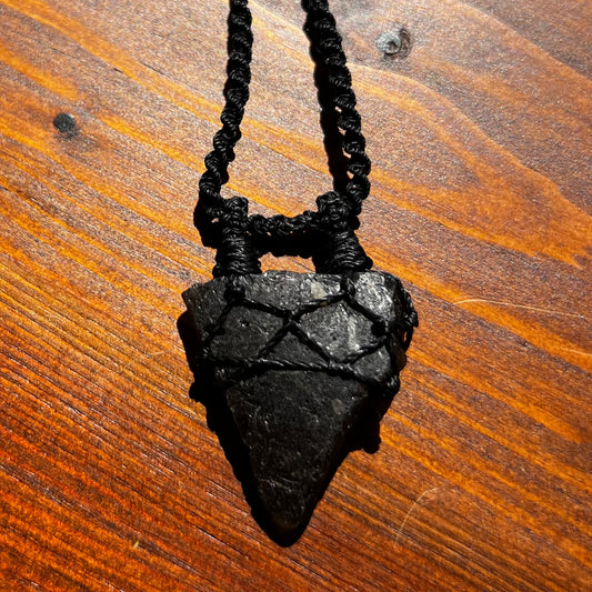 Darwinite Tektite Crystal Macrame Talisman (iv)