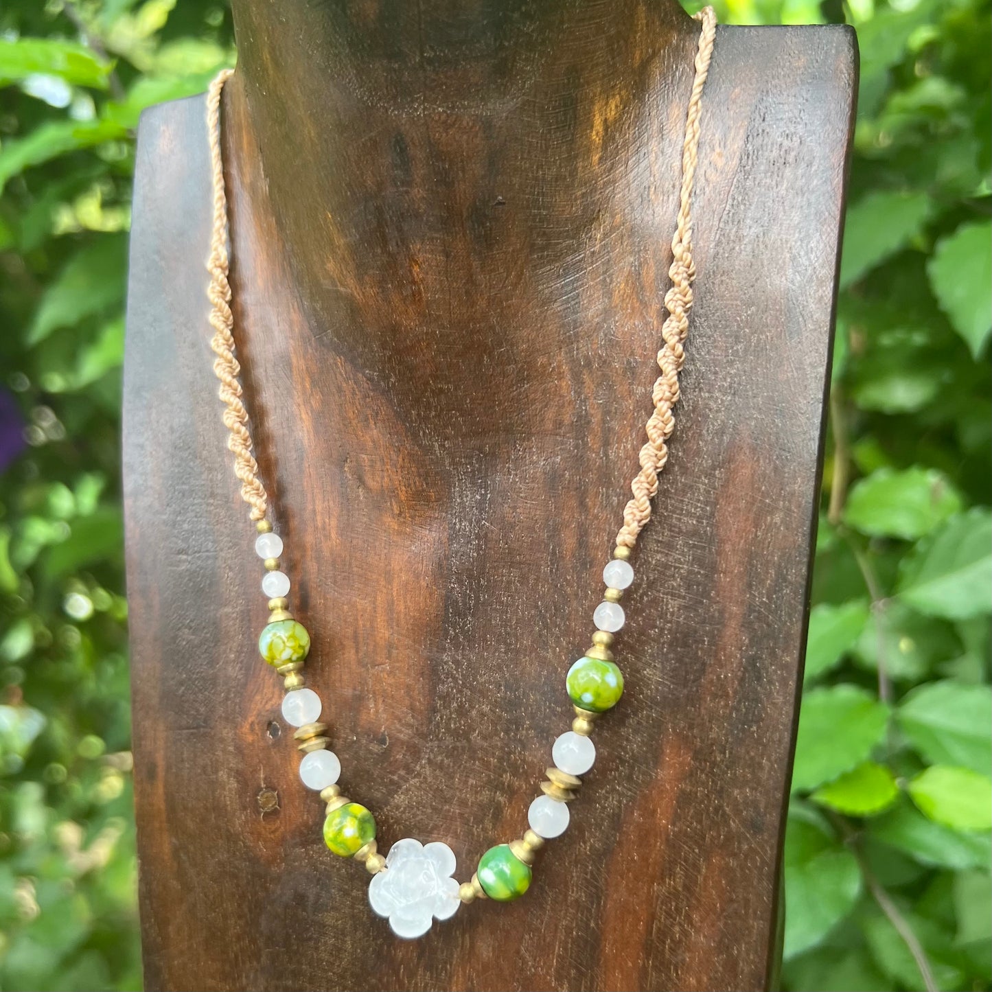 Quartz Daisy, Dyed Agate, Rose Quartz and brass Macramé Choker Necklace