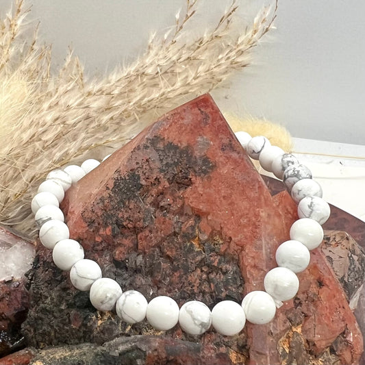 White Howlite Stretch Bracelet: Calm | Patience | Emotional Expression