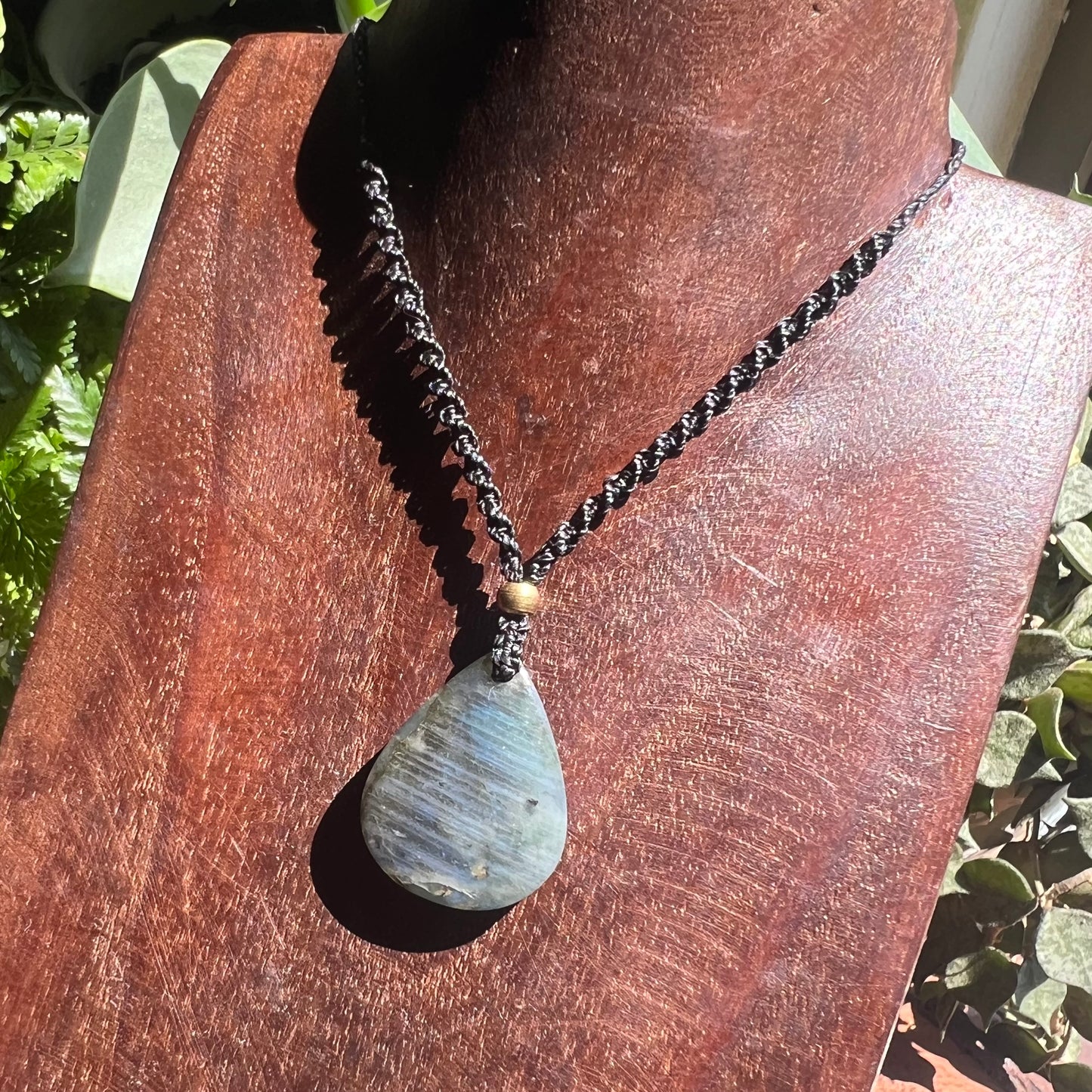 Blue Flash Labradorite Crystal Macrame Necklace