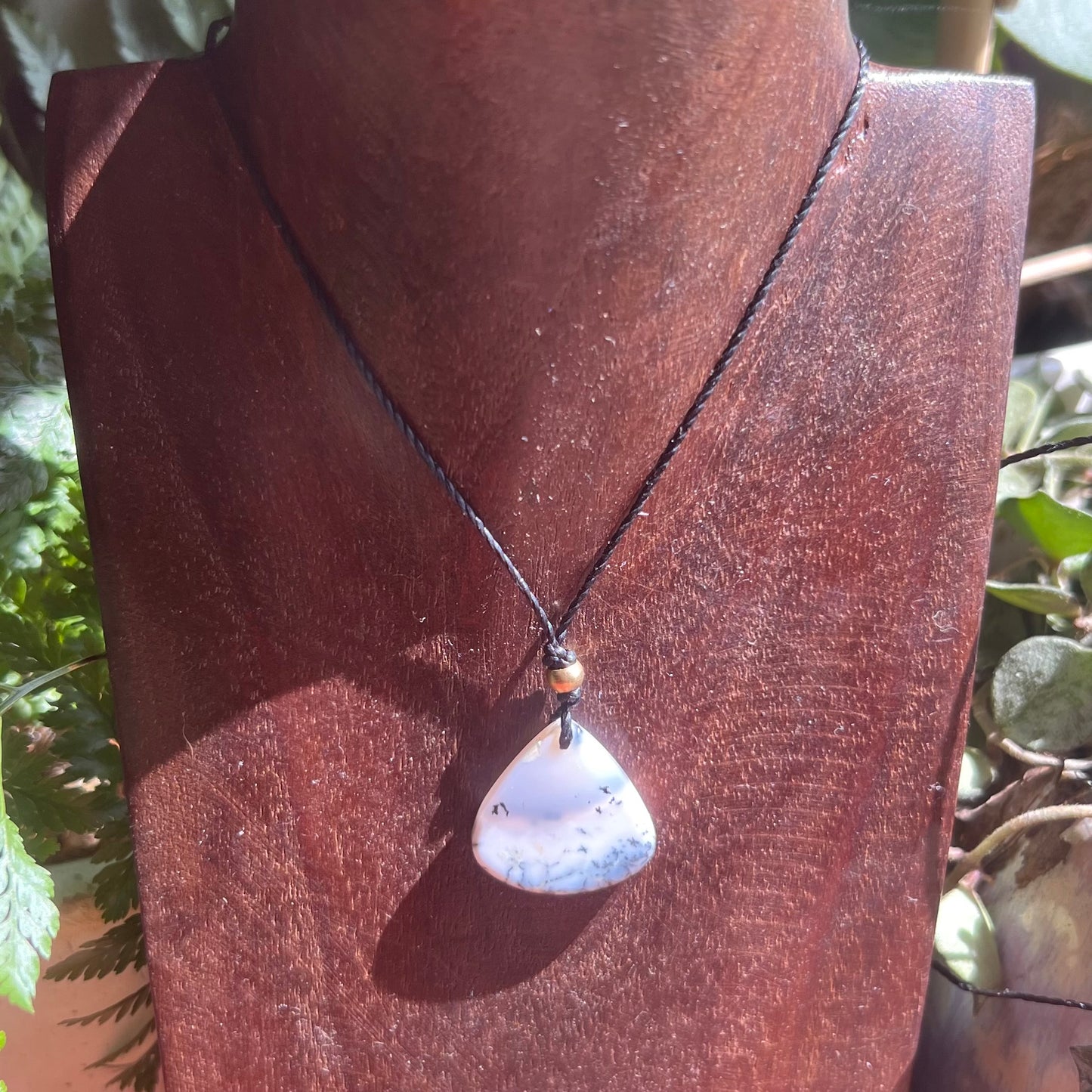 Dendritic Agate Petite Macrame Crystal Necklace