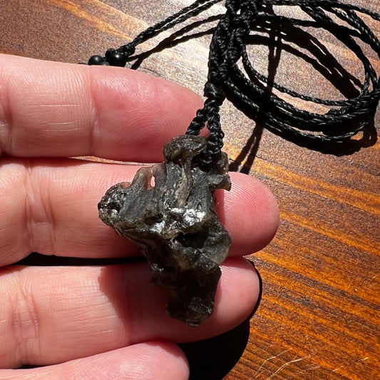 Darwinite Tektite Crystal Macrame Talisman (iii)