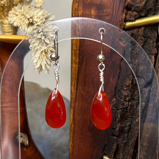 Carnelian Crystal Earrings: Creativity ∙ Sparks Initiative ∙ Confidence