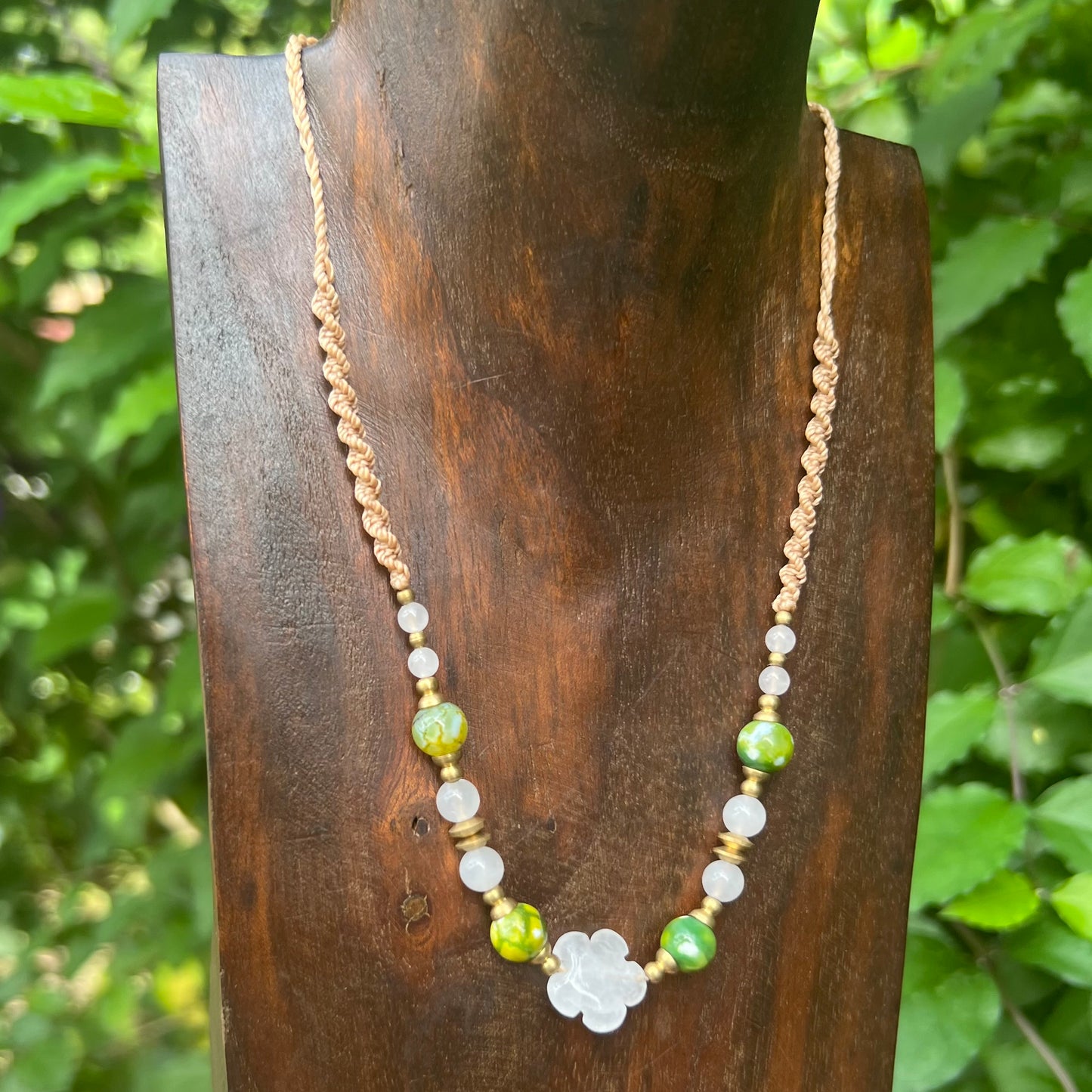 Quartz Daisy, Dyed Agate, Rose Quartz and brass Macramé Choker Necklace