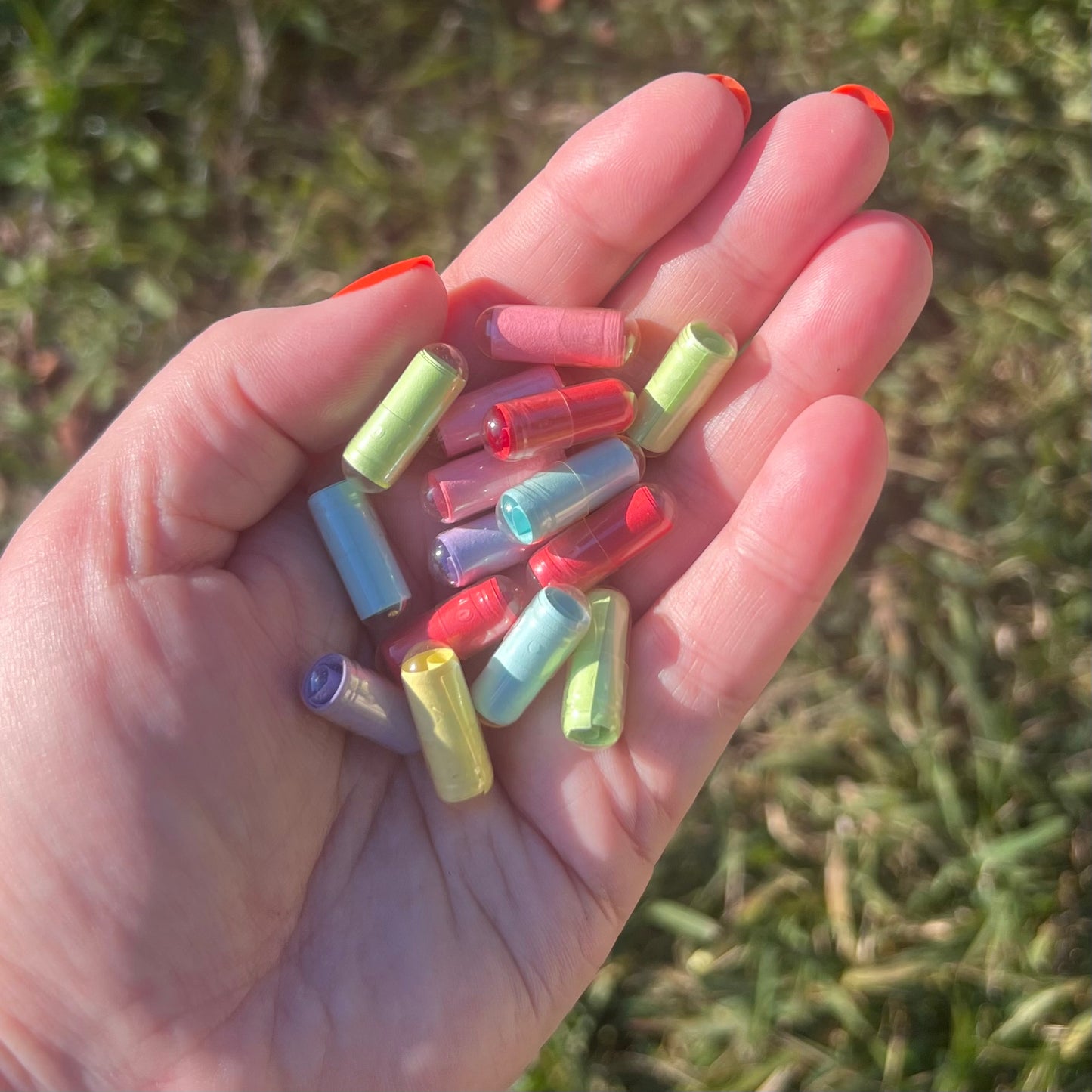 ‘Positivity Pill’ Capsules 🌻 Positivity or Affirmations
