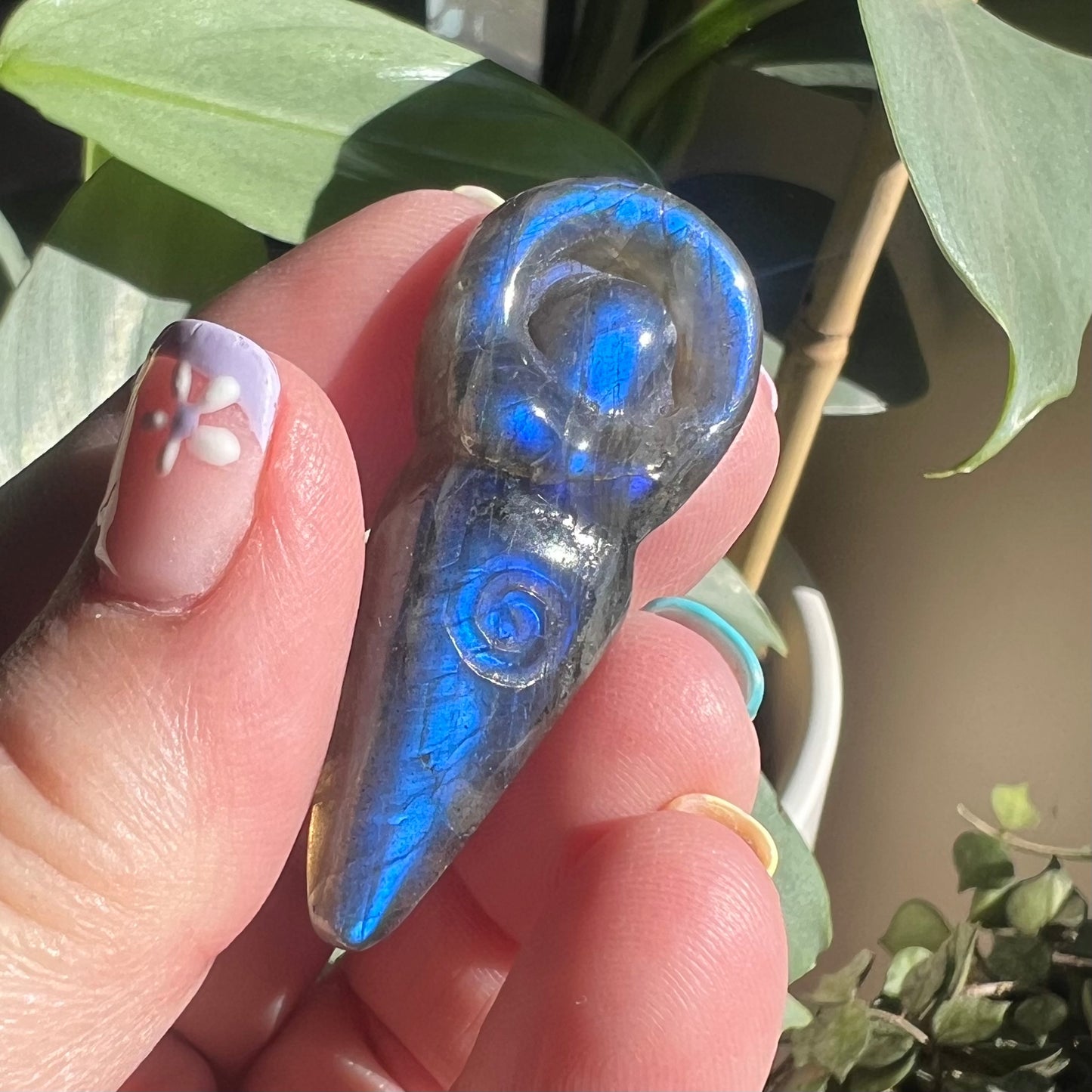 Labradorite Spiral Goddess - Royal Blue flash