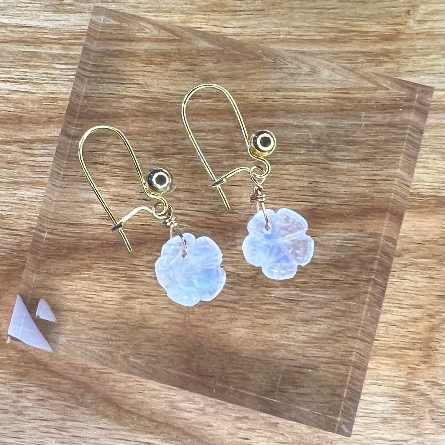 Blue flash Moonstone carved Daisy earrings - Gold tone hooks