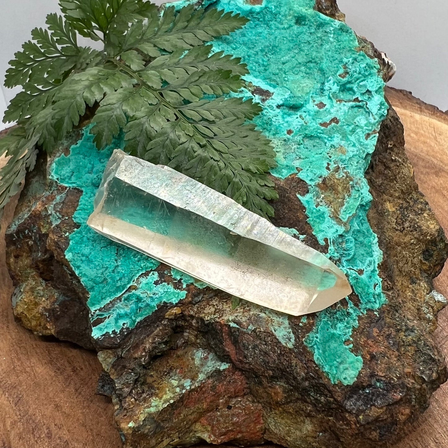 Tangerine Lemurian Quartz Point - Tessin habit with Starbrary glyphs