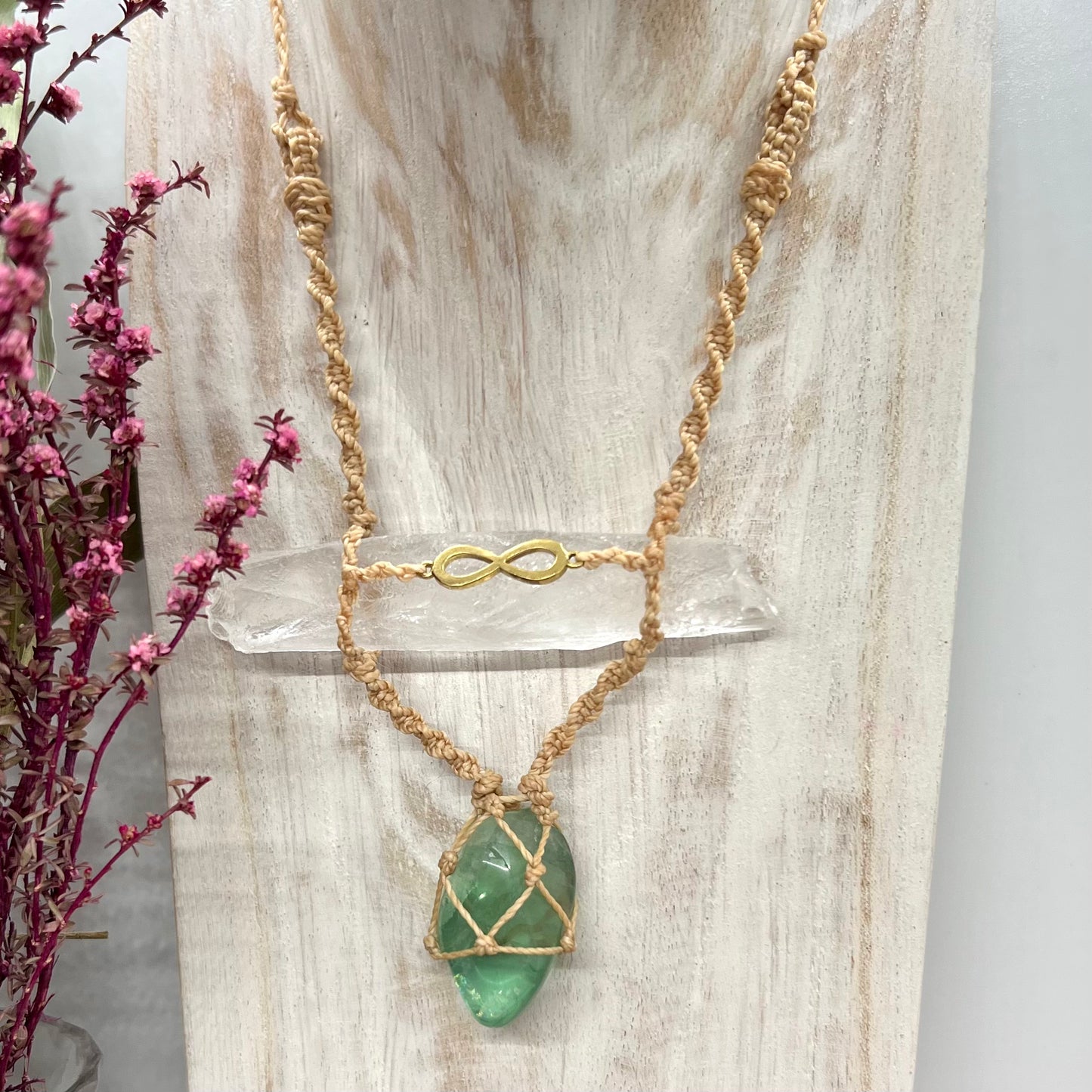 ‘Kumari - Ayla’ Lemurian Root Quartz with Fluorite Macrame Talisman (iii)