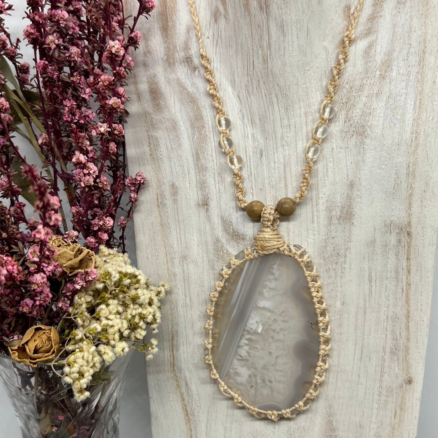 Large Natural Agate Slice Macrame Talisman