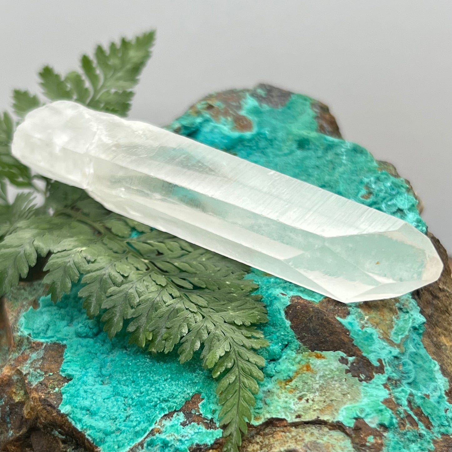 Quartz Point - Record keepers, Trio of Diamond faces +