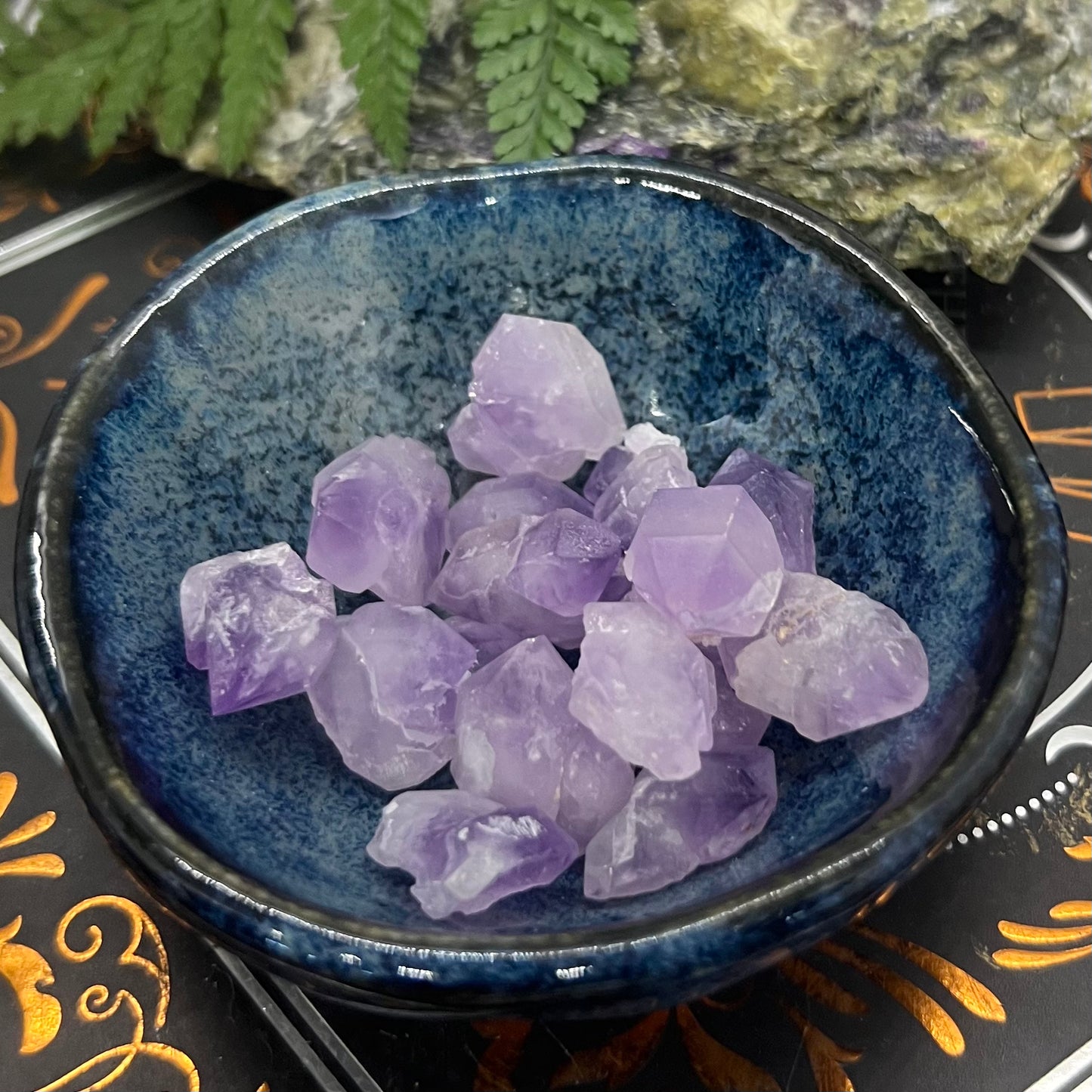 Amethyst : Elestial Mini Clusters