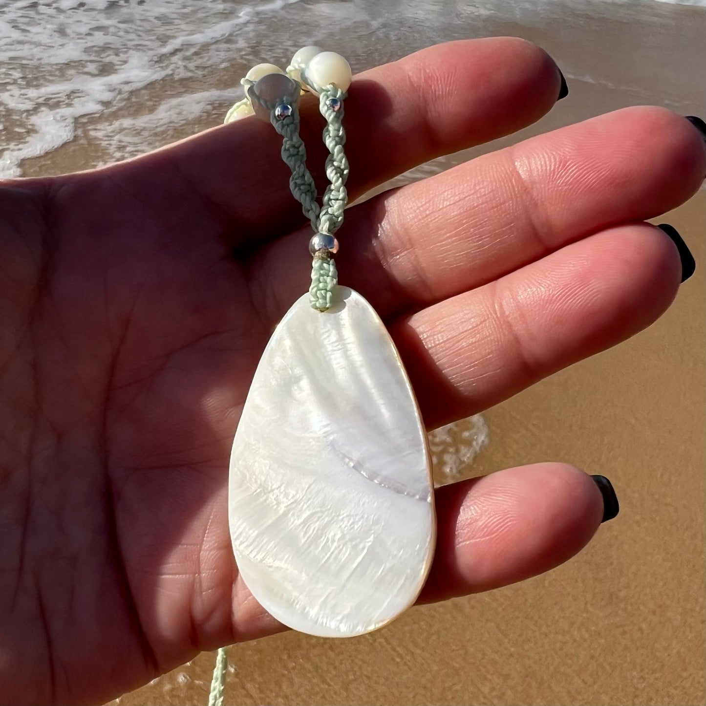 Mother of Pearl Shell (Vintage) Macrame Necklace