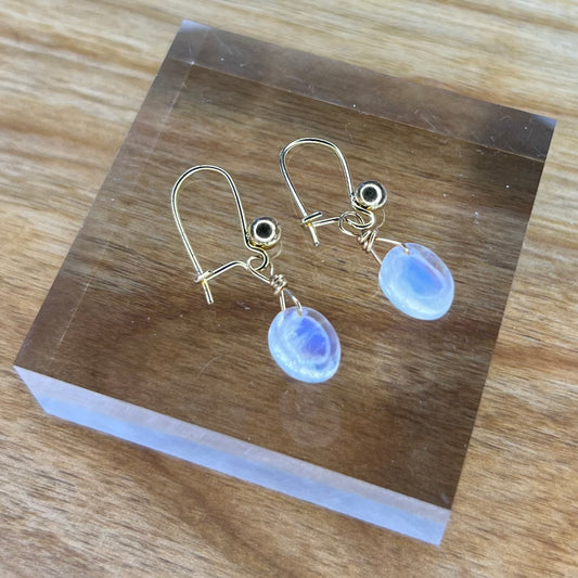 A Grade Moonstone Earrings: New Beginnings ∙ Spiritual Insight ∙ Feminine Energy