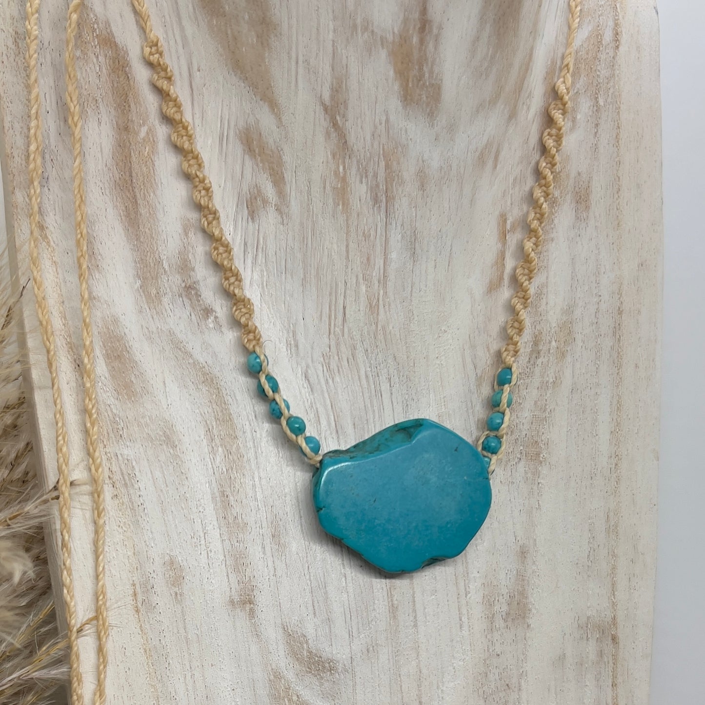Turquoise-Dyed Howlite Macramé Necklace – Adjustable Crystal Choker
