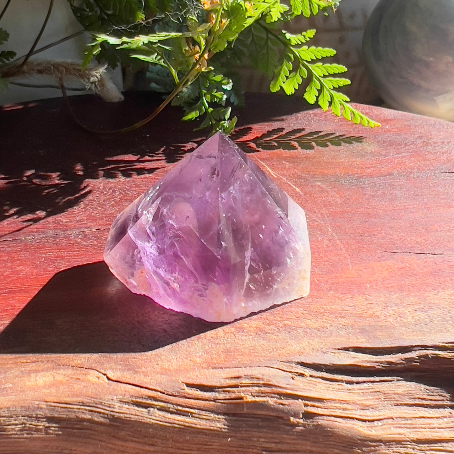 Amethyst Point: Polished faces | Raw sides | Flat base (1)