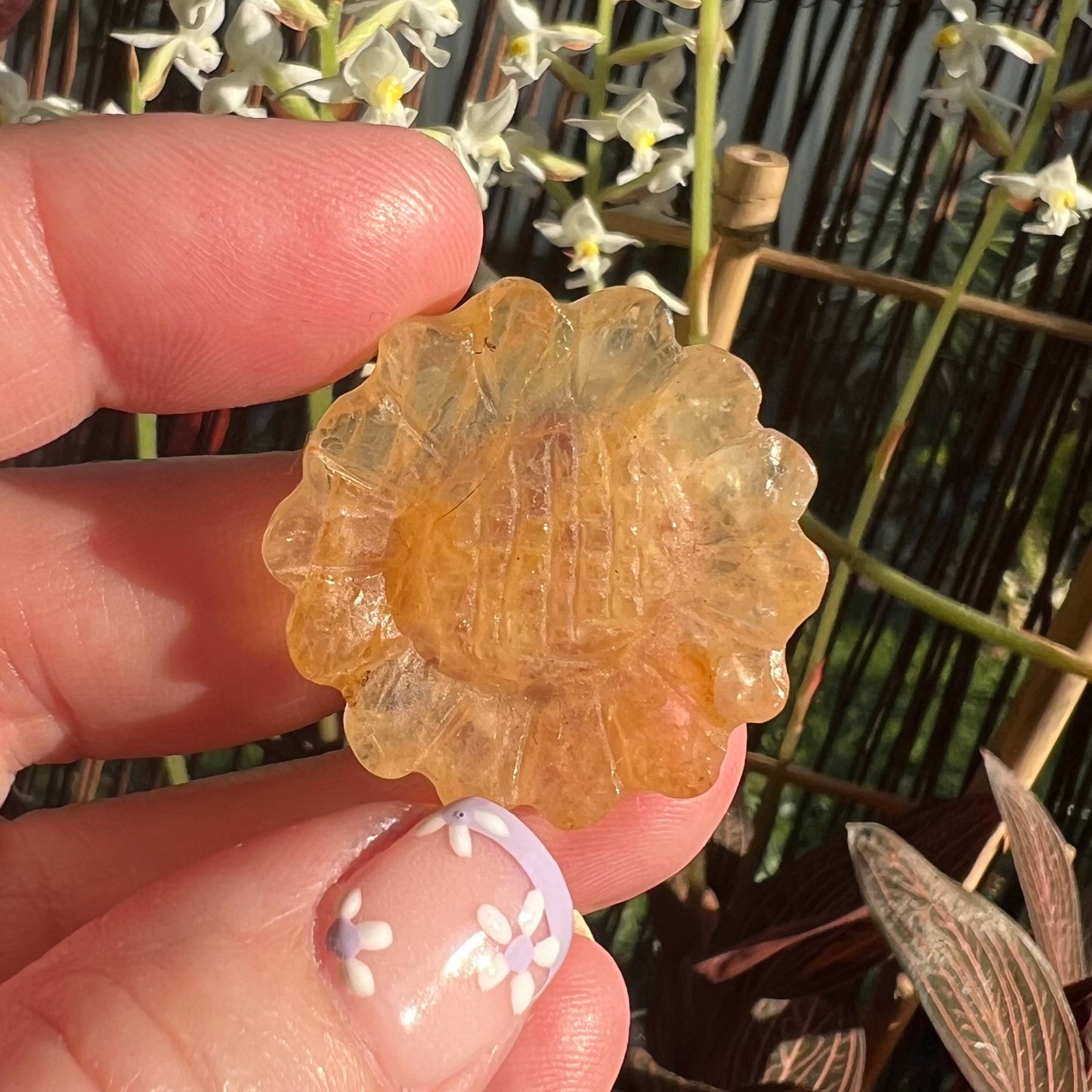 Golden Healer Quartz Sunflower carving (ii)