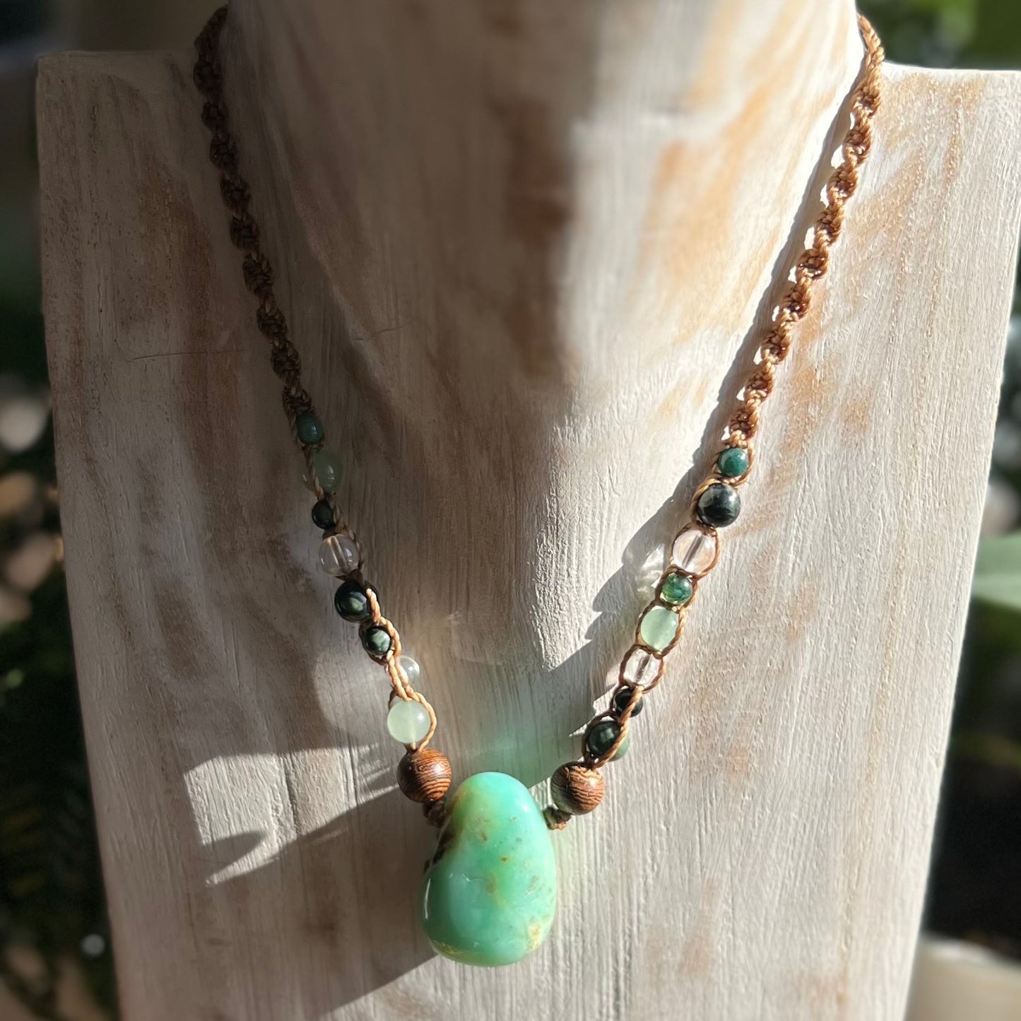 Chrysoprase & Eclectic Anhata Energy Macrame l Talisman