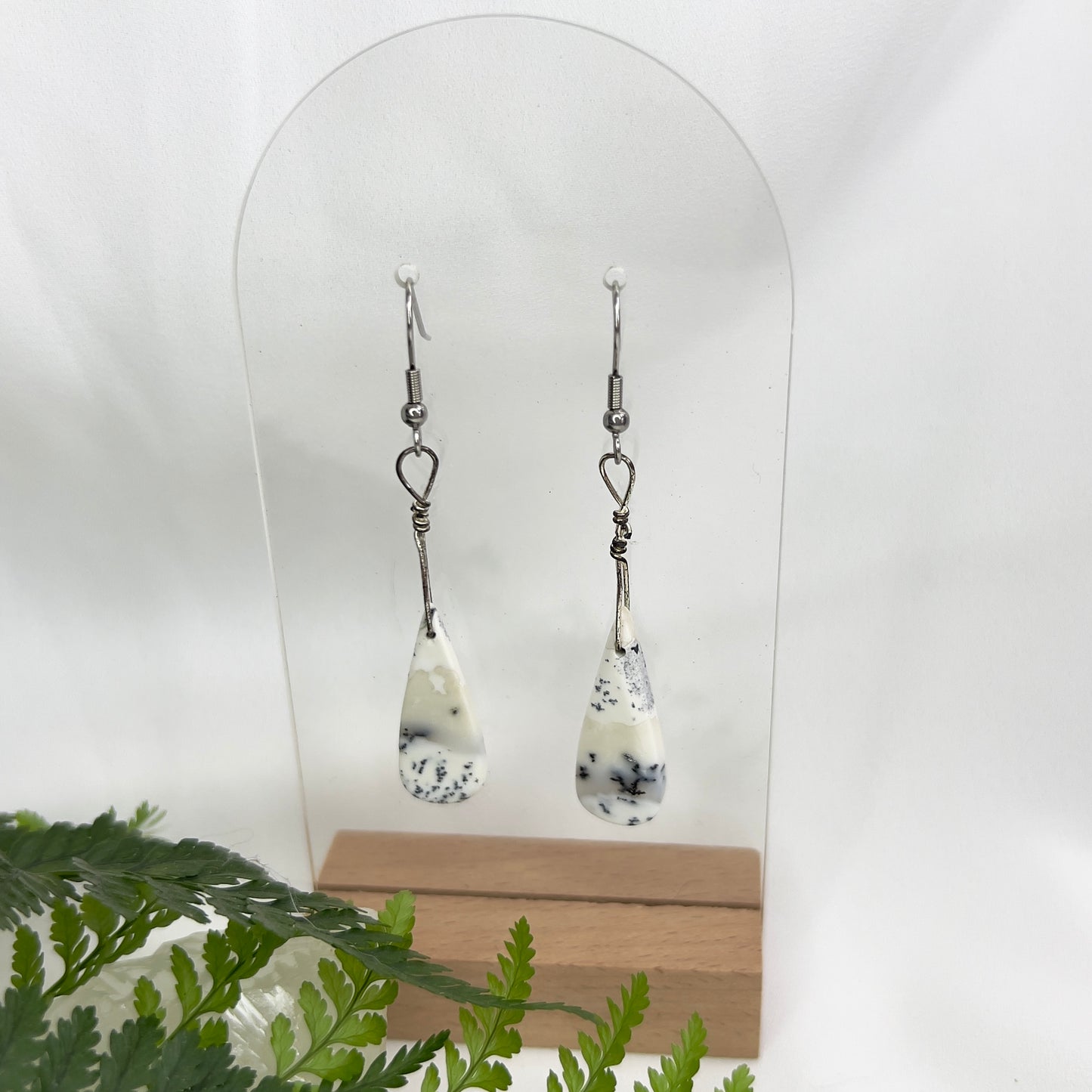 Dendrite Agate Crystal Earrings: Connection with Nature ∙ Grounding ∙ Growth