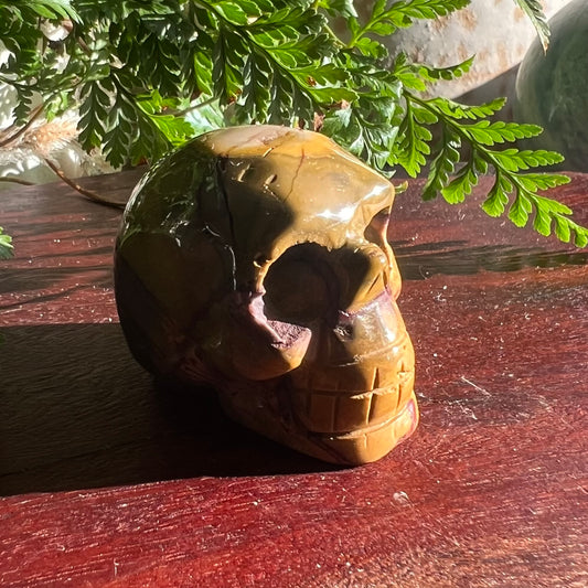 Skull Crystal Carving - Mookaite (2)