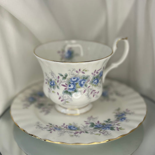 'Blue Blossom' Vintage Royal Albert Teacup & Saucer | Elegant Garden Inspired Bone China Teacup Set