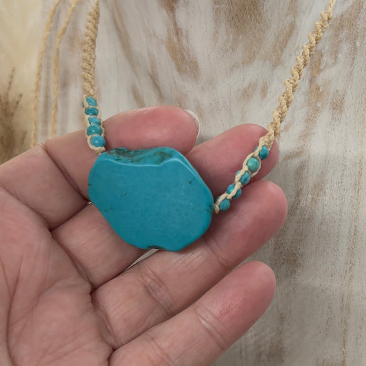 Turquoise-Dyed Howlite Macramé Necklace – Adjustable Crystal Choker