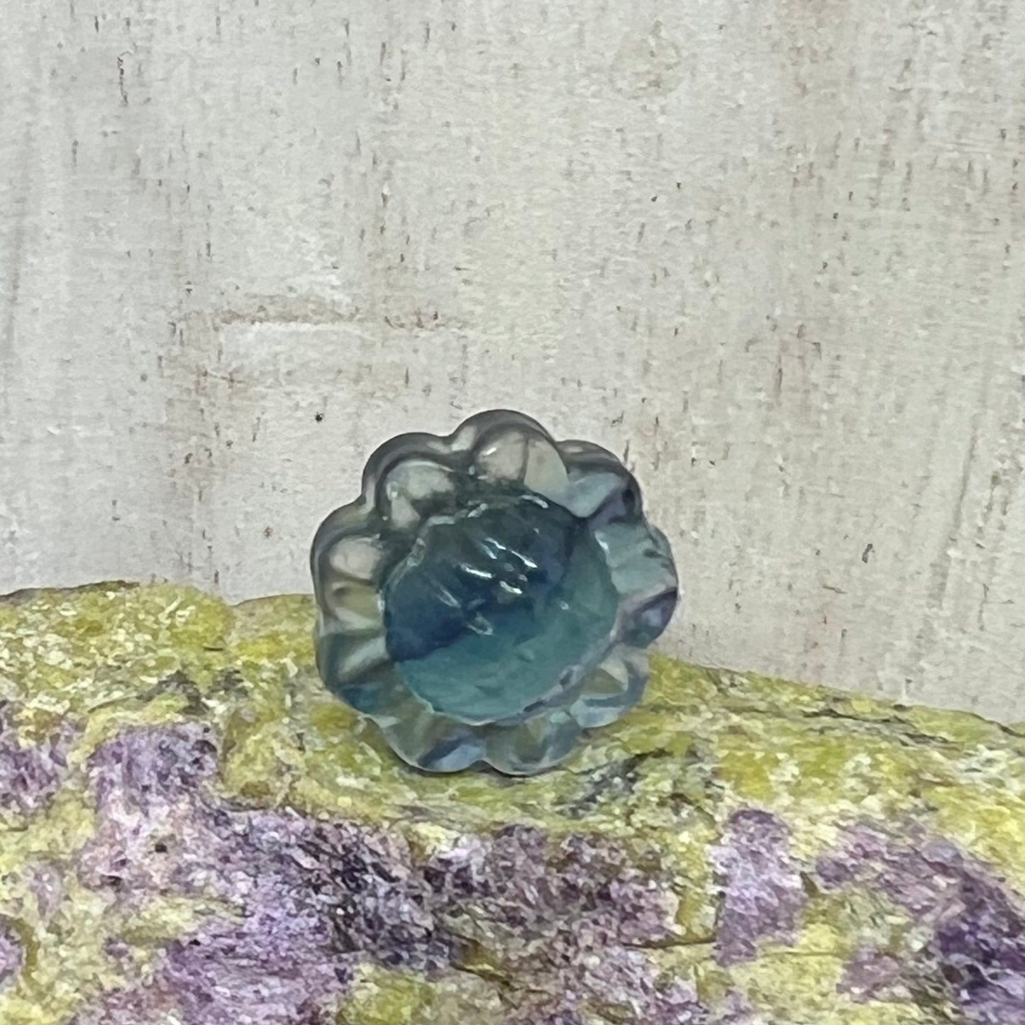 Mini Fluorite Carving: Flower