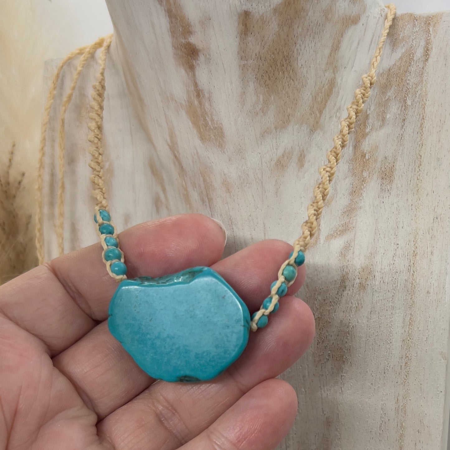 Turquoise-Dyed Howlite Macramé Necklace – Adjustable Crystal Choker