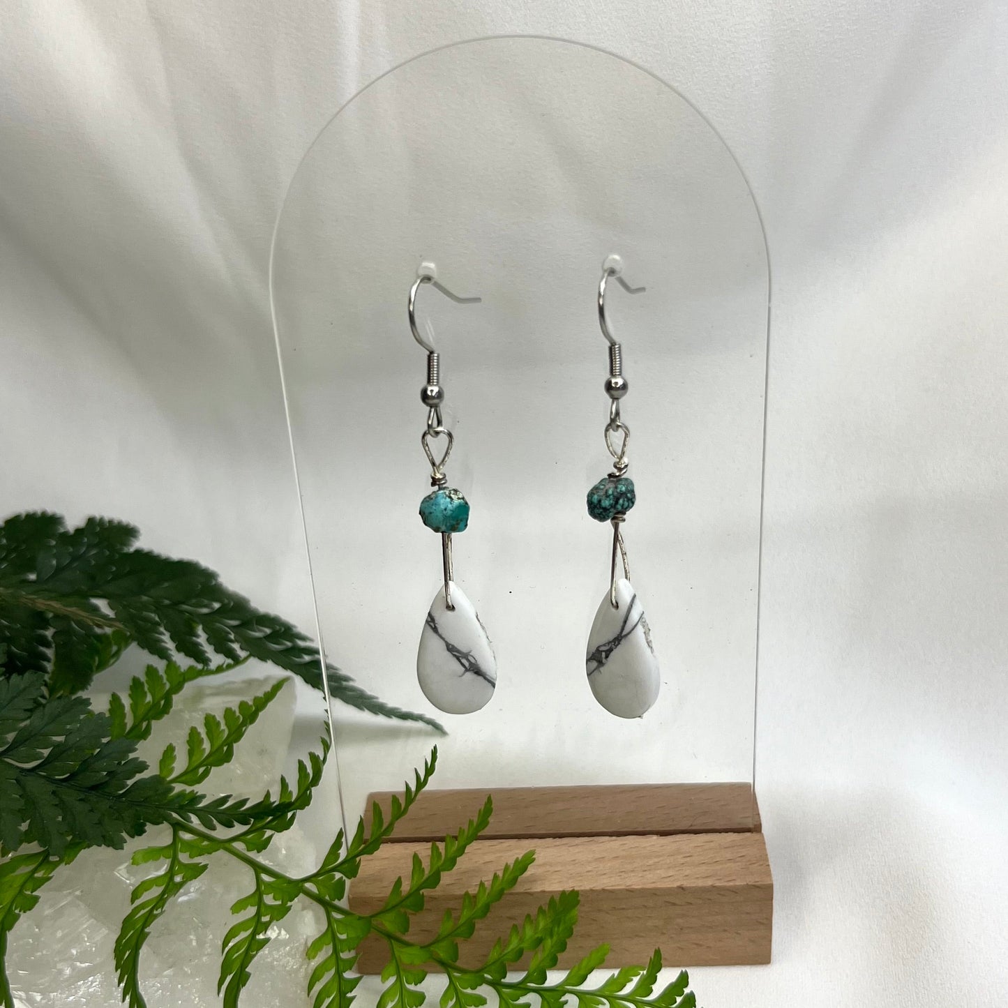 Howlite Crystal Earrings: Emotional Balance ∙ Quiet the Mind ∙ Soothes Stress