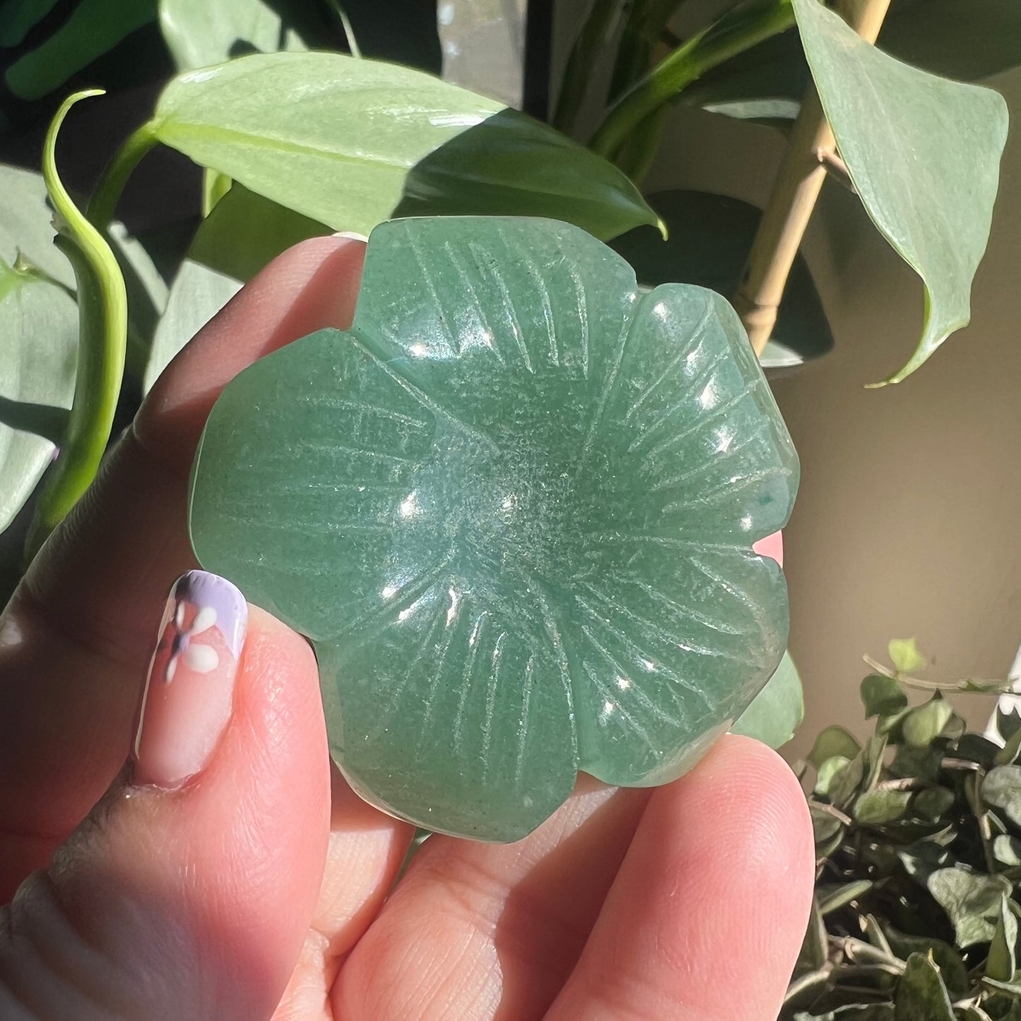 Green Aventurine Carved Leaf Sphere Stand | Green Aventurine Flower