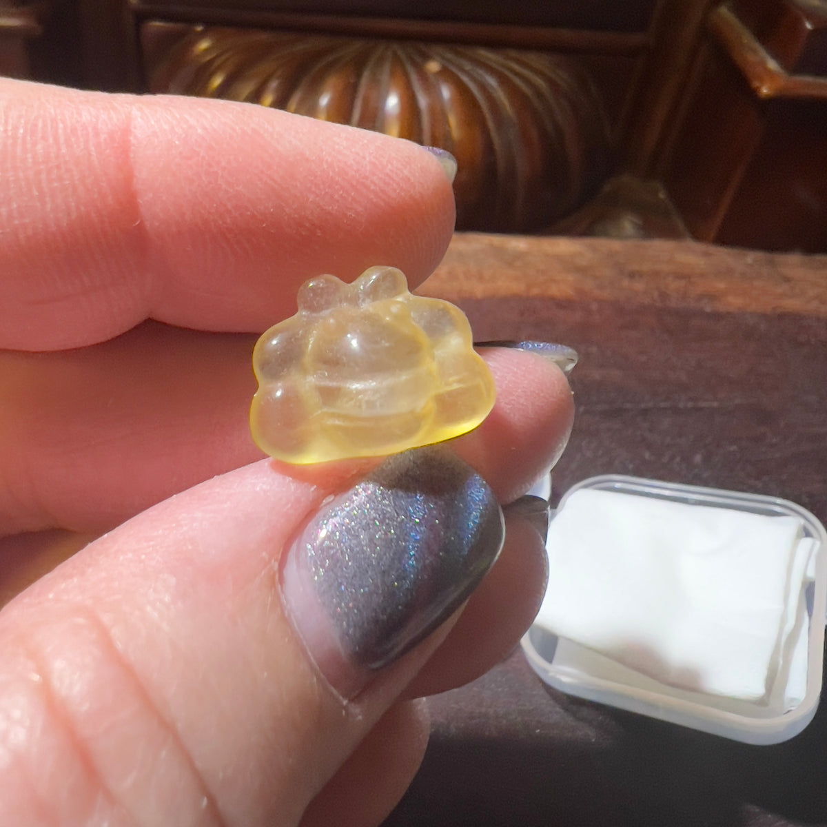 Mini Fluorite Carving: Bumble Bee