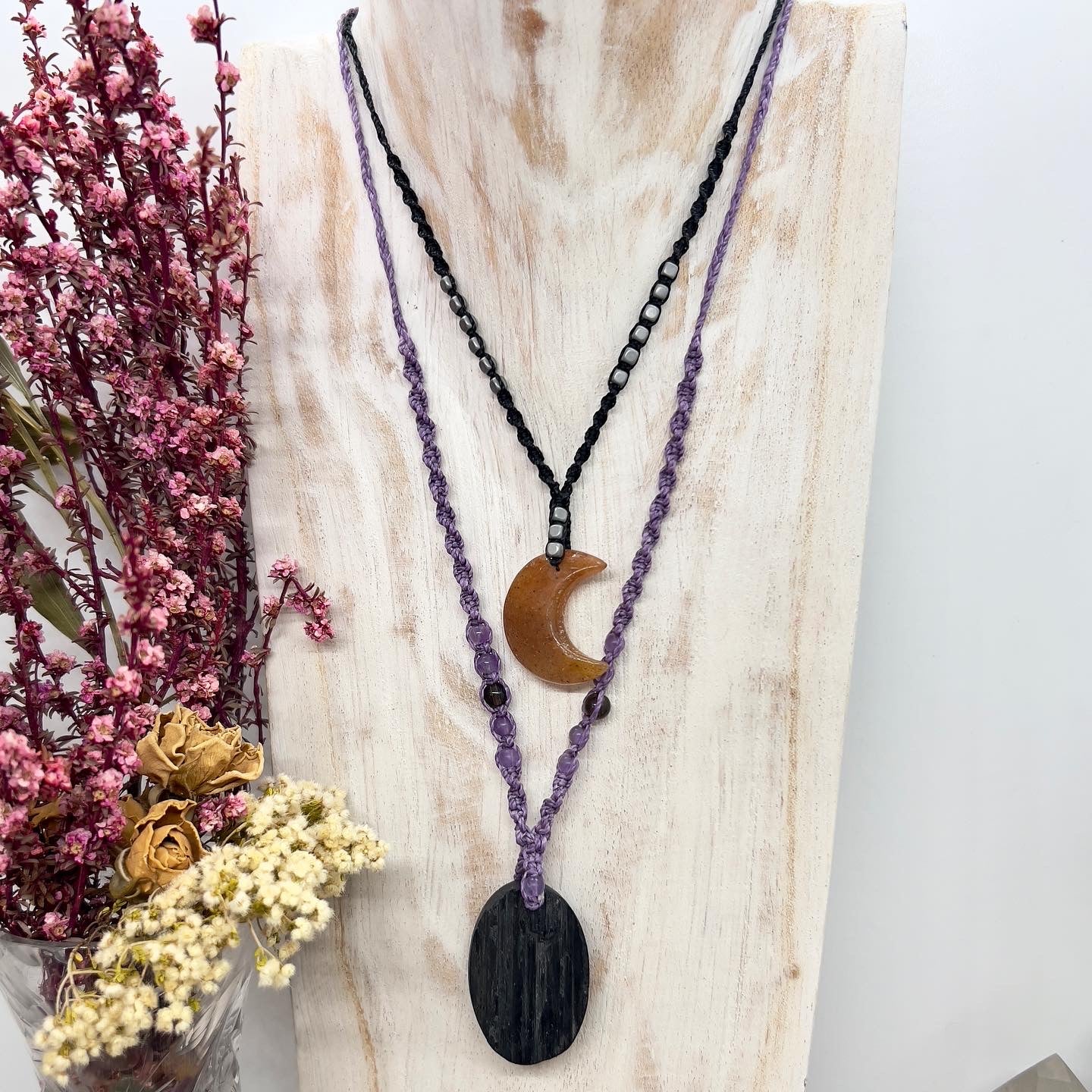 Agate Crescent Moon Necklace