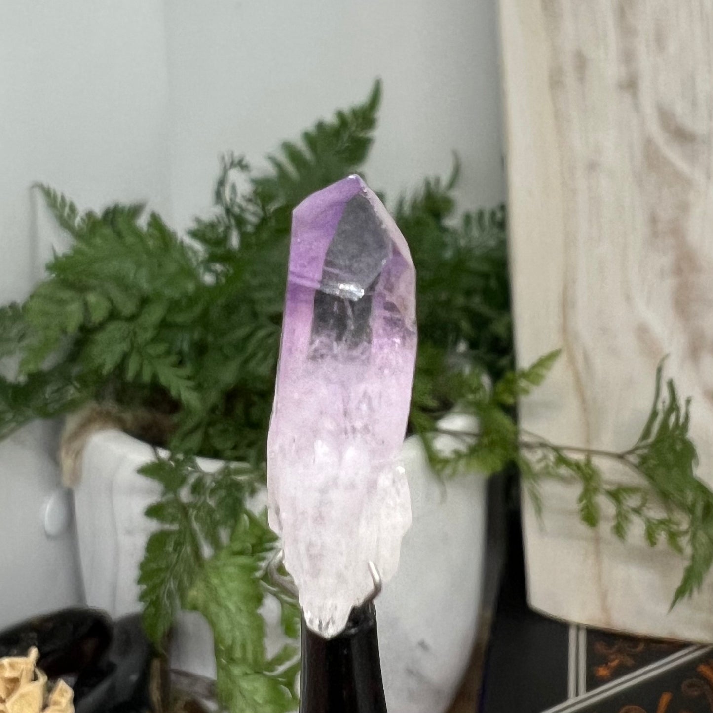 Vera Cruz Amethyst Point - Saturated Colouring